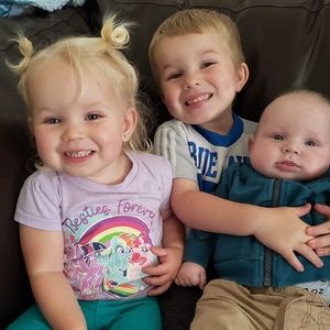 Meet your Posher, Ashley